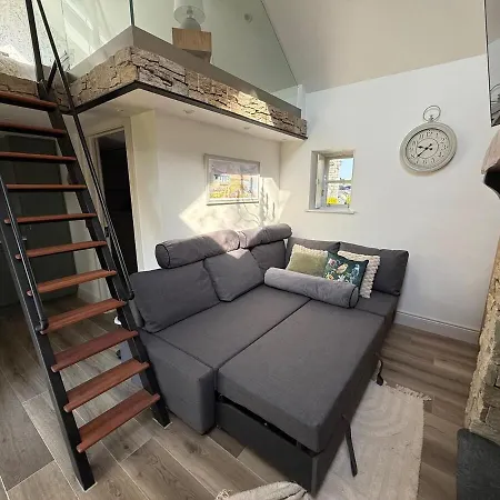 펜션 Holly Cozy Loft Carrickslaney