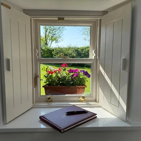 Holly Cozy Loft Holiday home