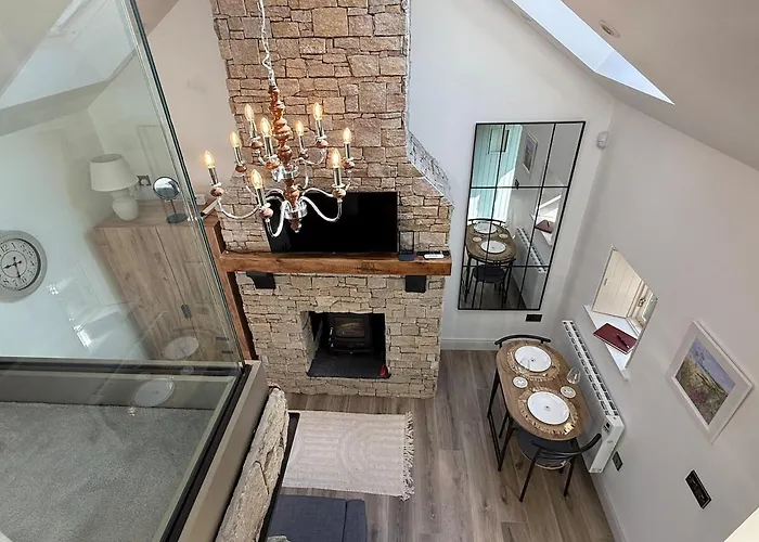 Holly Cozy Loft Carrickslaney